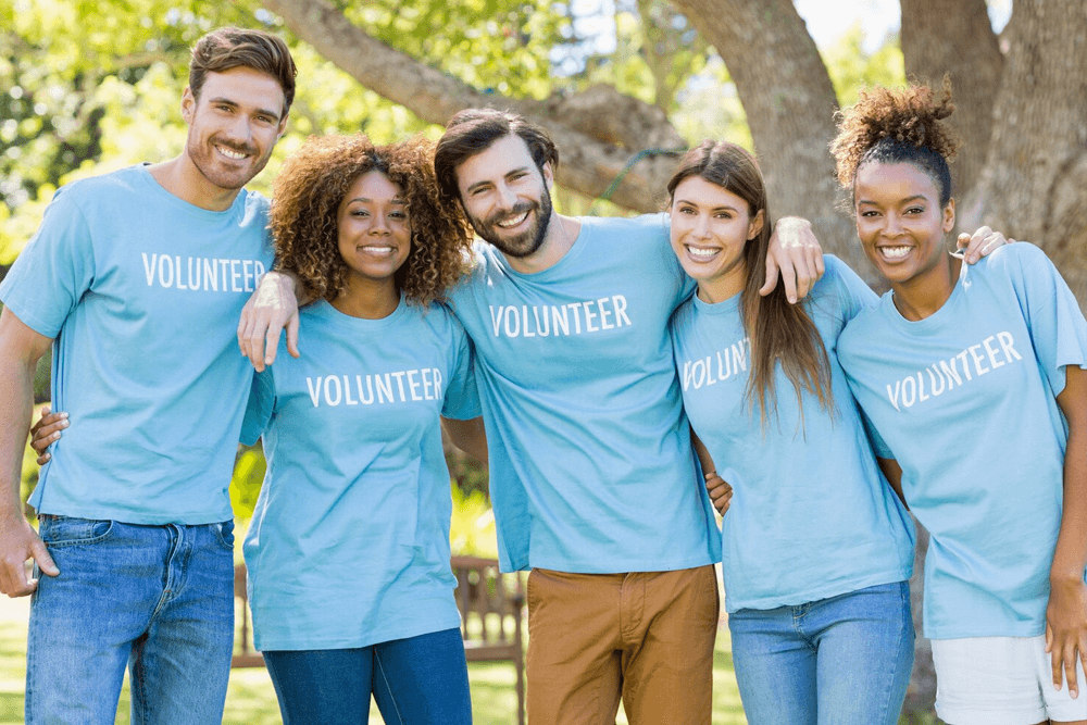 Promozione aziende e marketing: t-shirt personalizzabile con stampa e logo